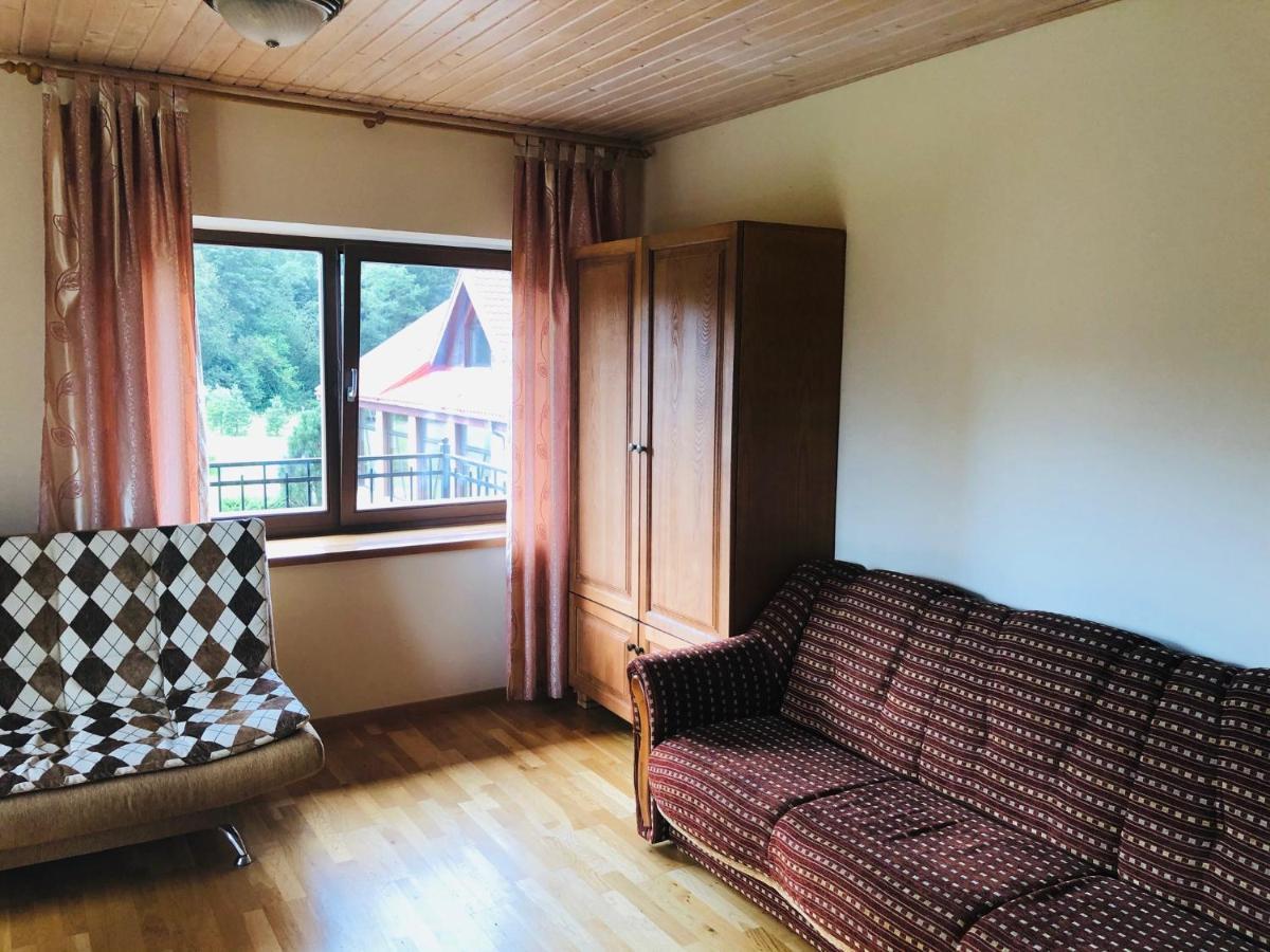 Hotel Jurvinge Zadvainai Esterno foto