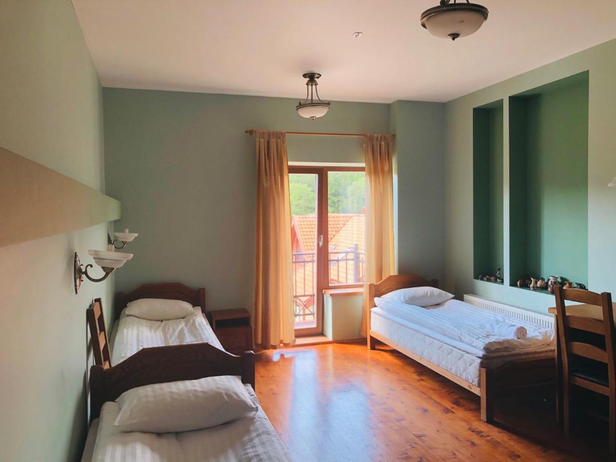 Hotel Jurvinge Zadvainai Esterno foto
