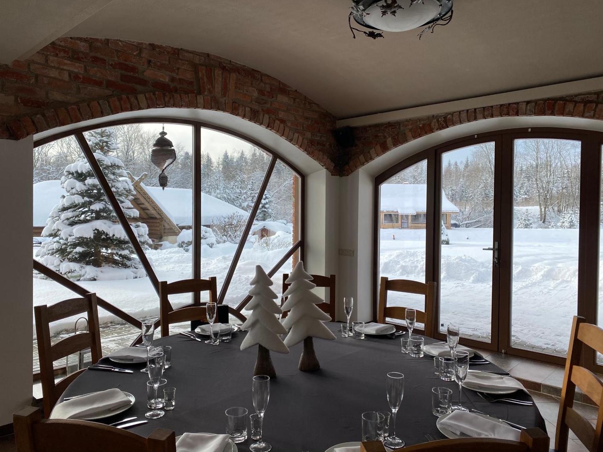 Hotel Jurvinge Zadvainai Esterno foto